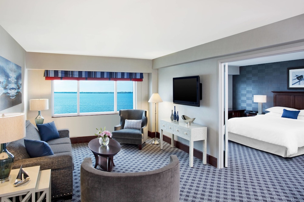 Sheraton Erie Bayfront Hotel 24/43