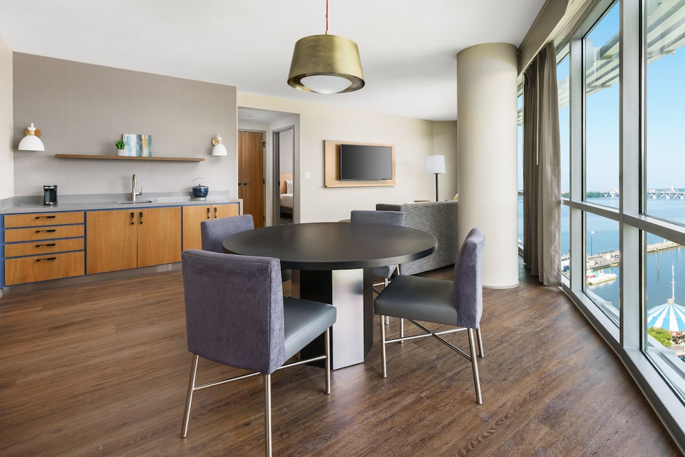 Hyatt Place National Harbor 44/61