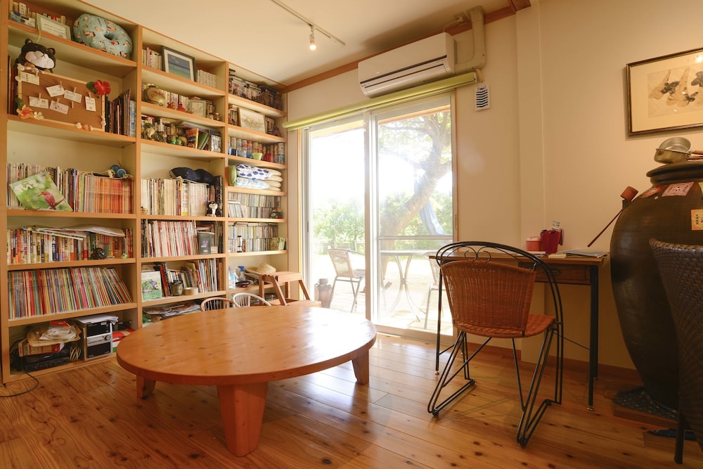 Hali Hali House 23/41