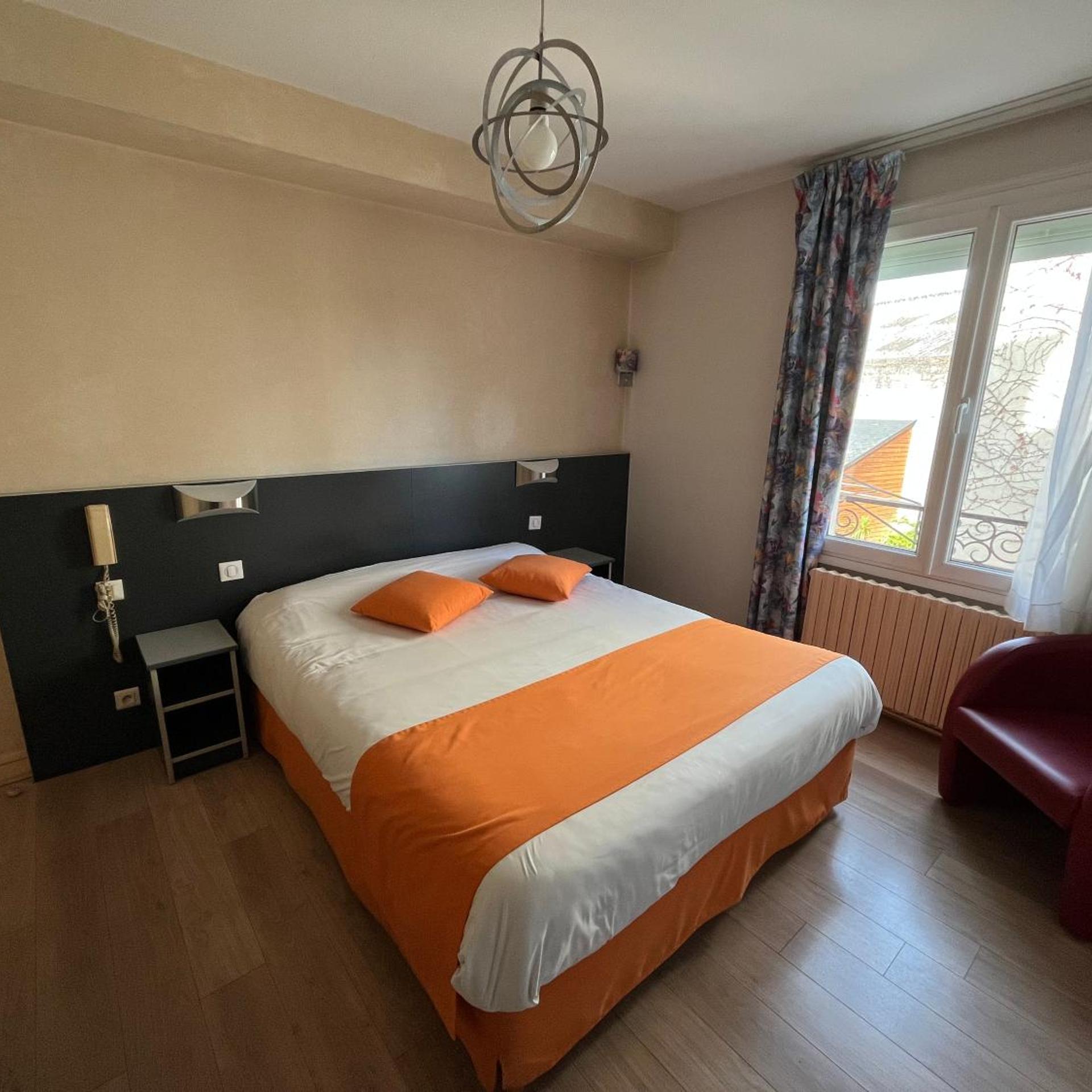 Logis de la Barque (ex Hotel De La Barque) 7/42