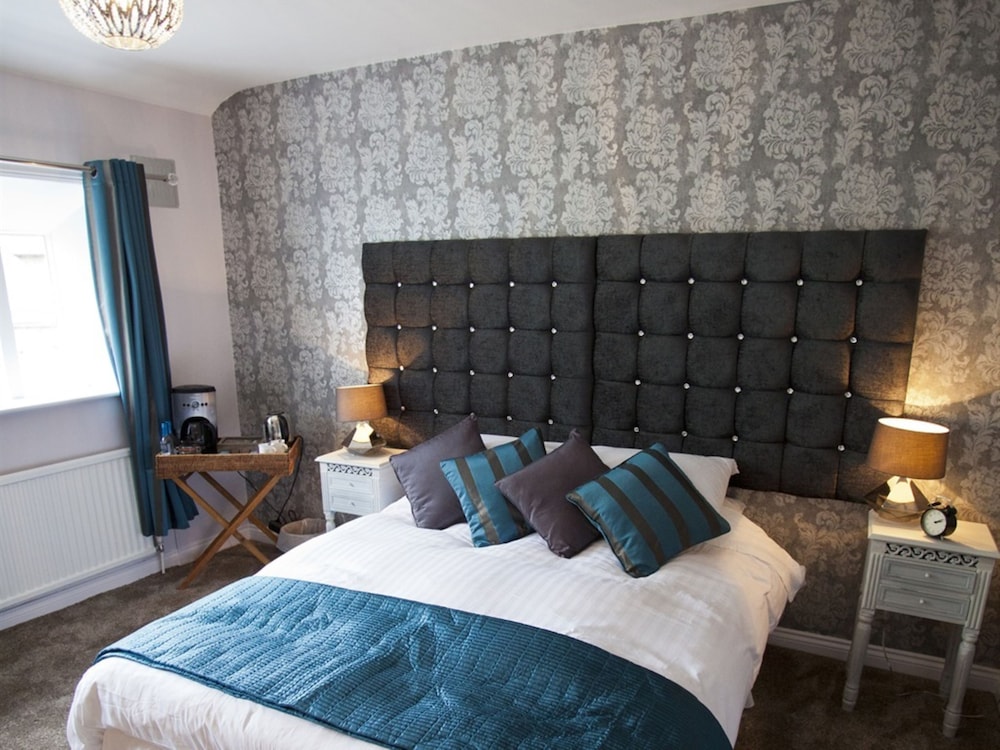 Room, Double Bed