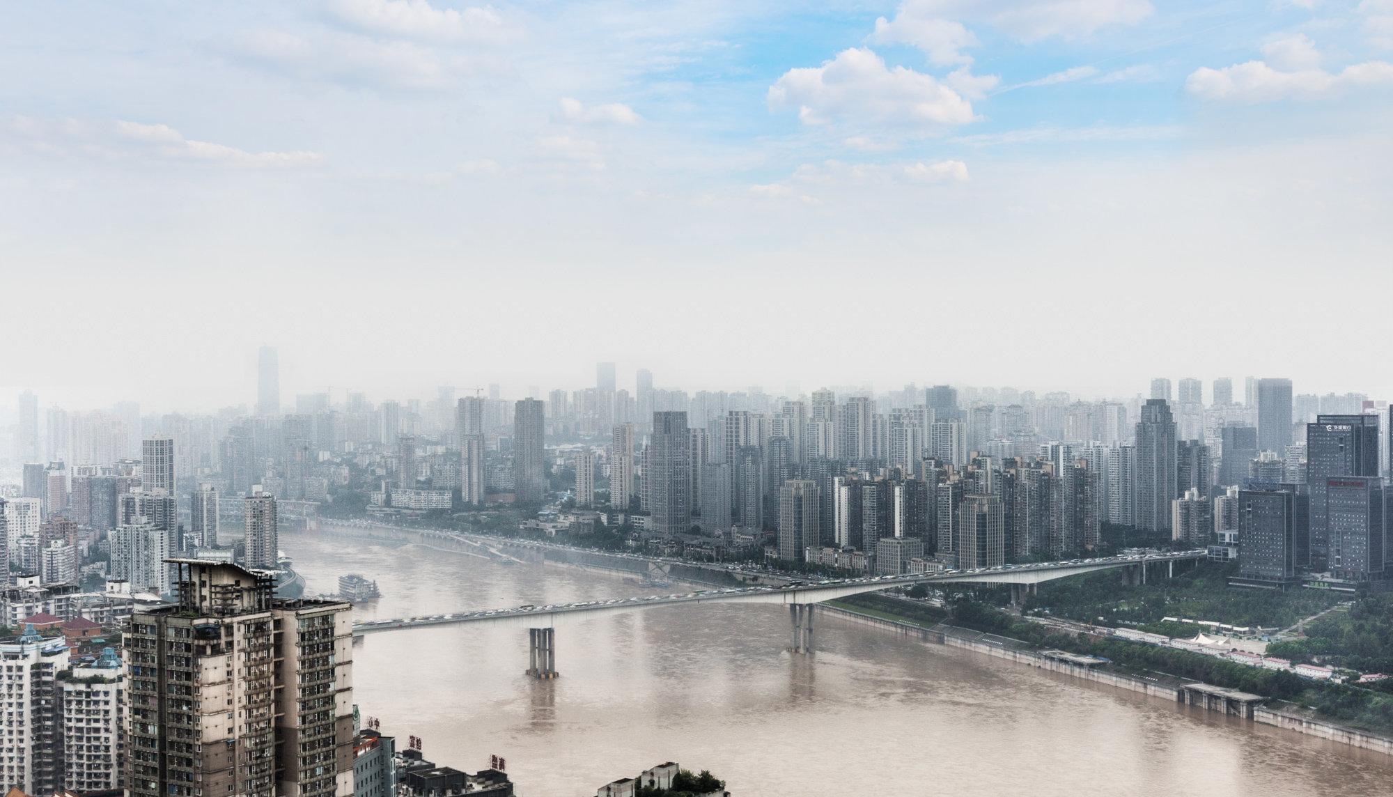 Dekin Hotel Chongqing Jiefangbei 37/38