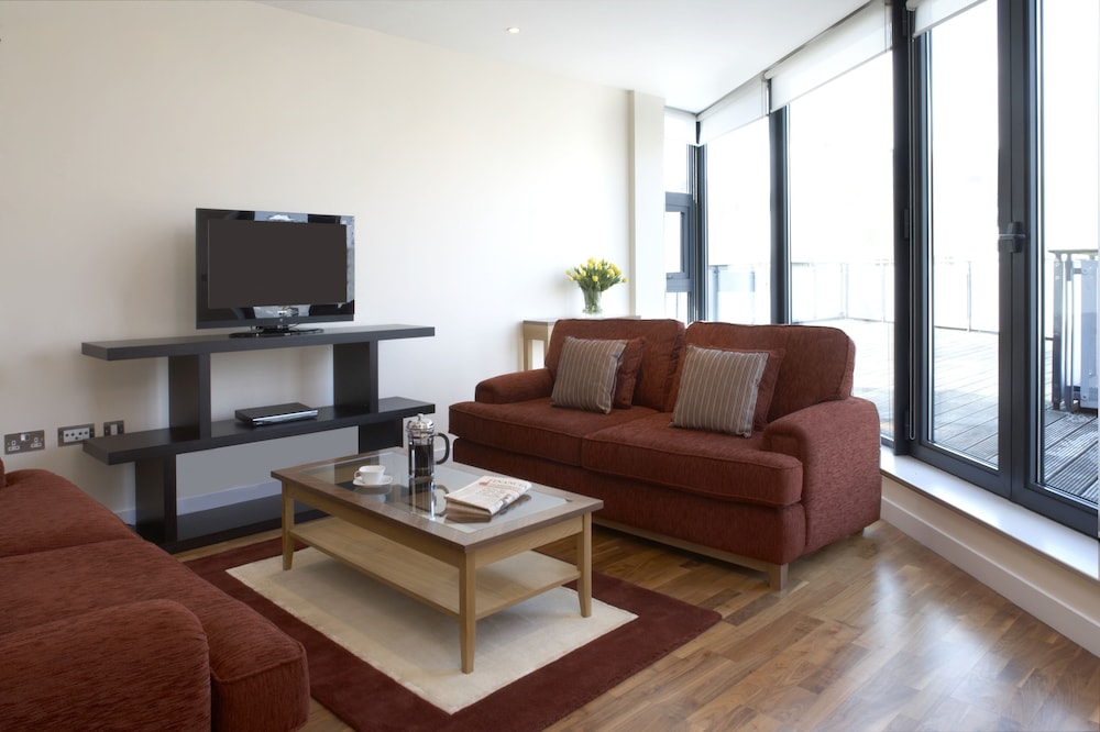 Marlin Apartments Canary Wharf 38/50