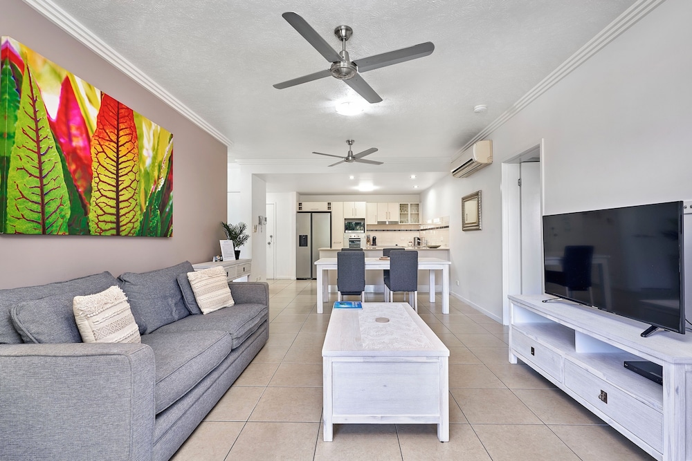 Vision Cairns Apartments 50/72