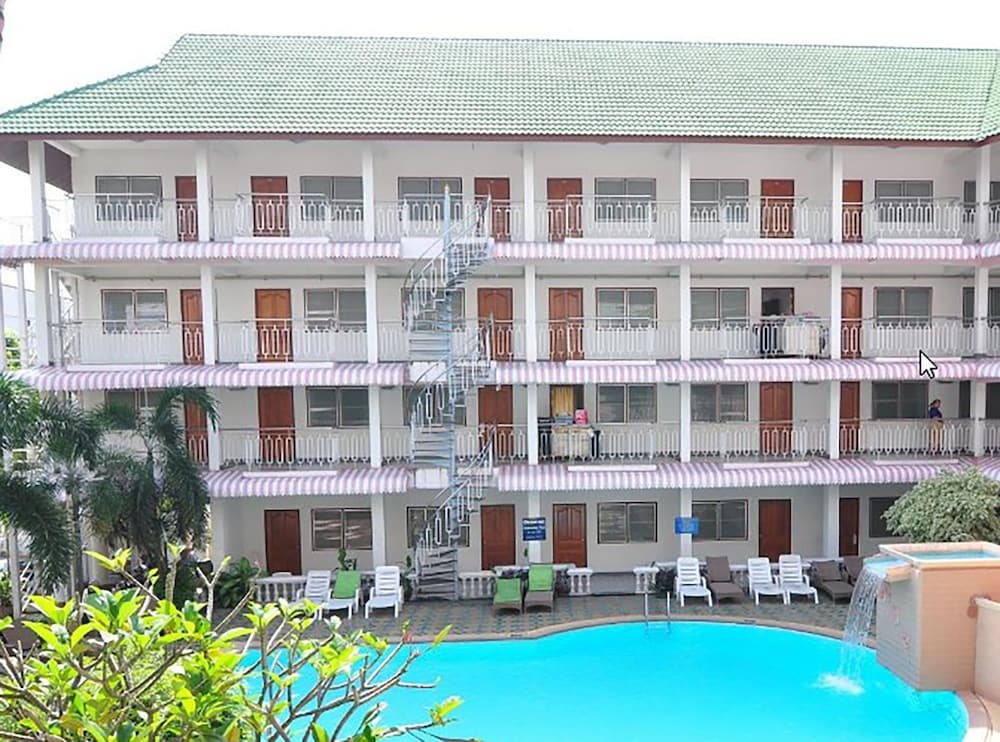 Top North Hotel Resort 3/49