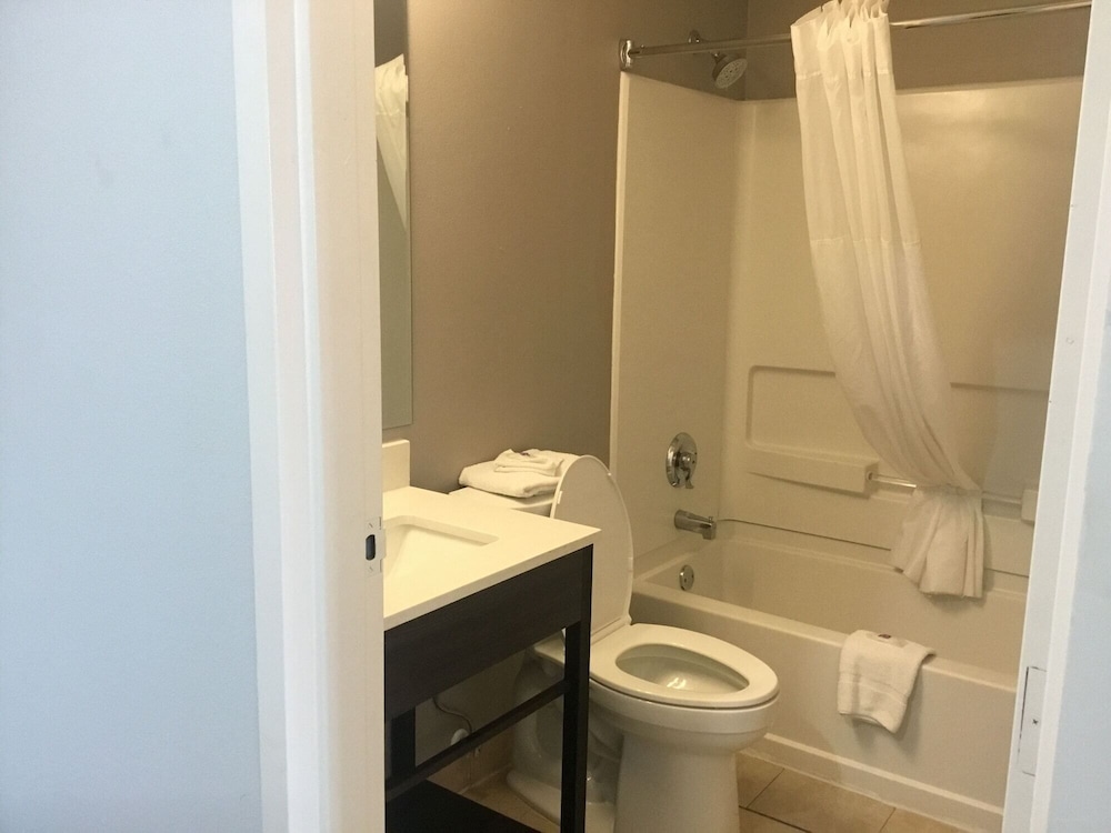 Motel6 McAllen, TX - East 58/60