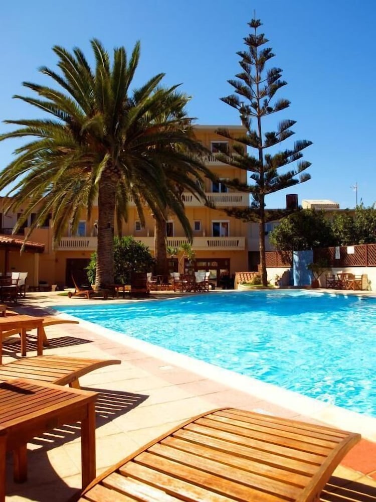 Kissamos Hotel 28/33