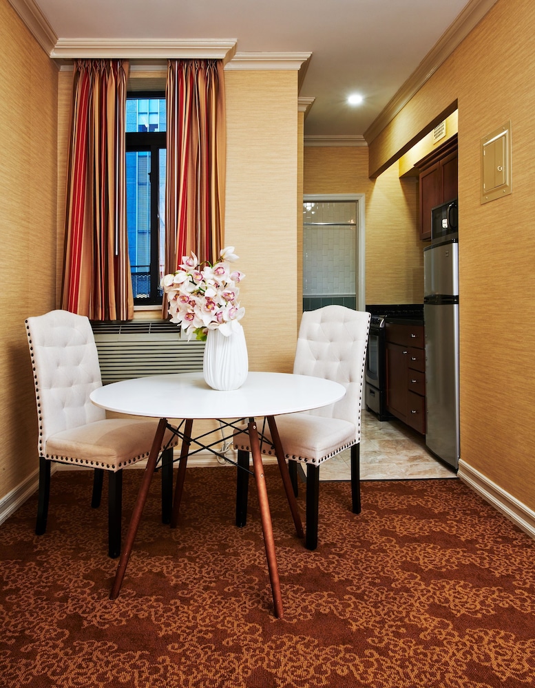 Radio City Apartments 47/70