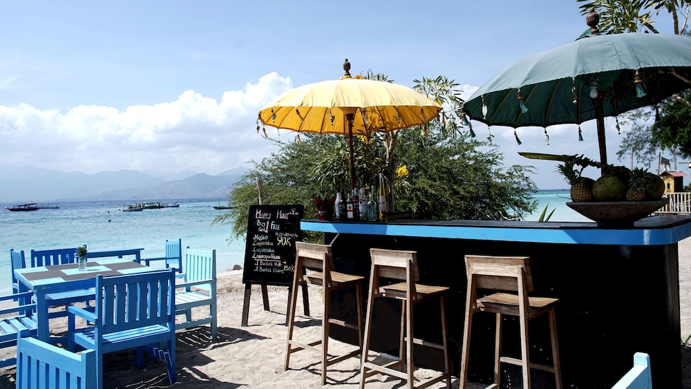 Gili Sands Hotel & Bar 48/66