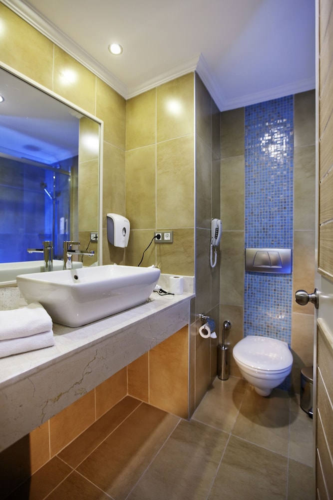 Quadas Hotel - Adults Only 63/63
