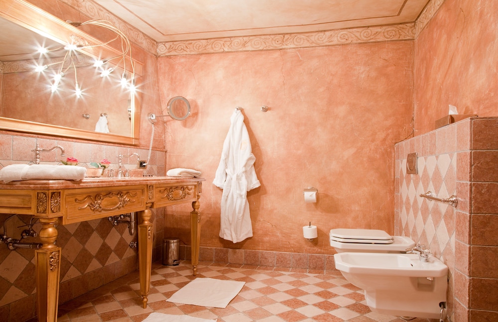 Boutique Hotel Schloss Matzen 66/67
