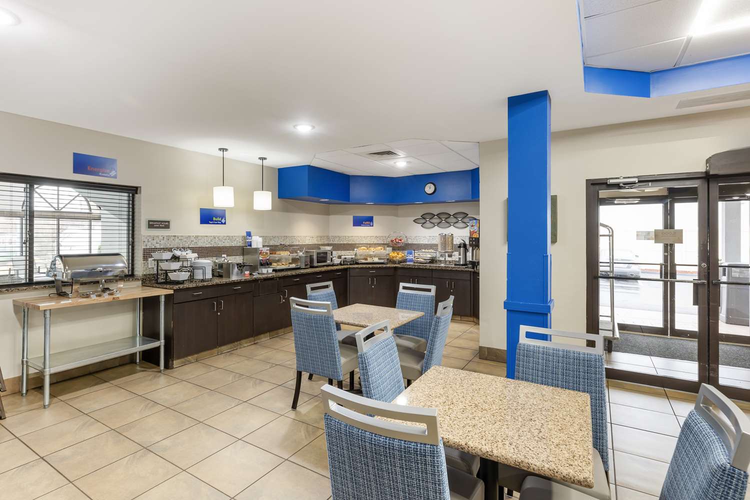 Best Western St. Louis Inn 26/38
