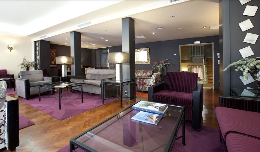 Hotel Moderno 36/55