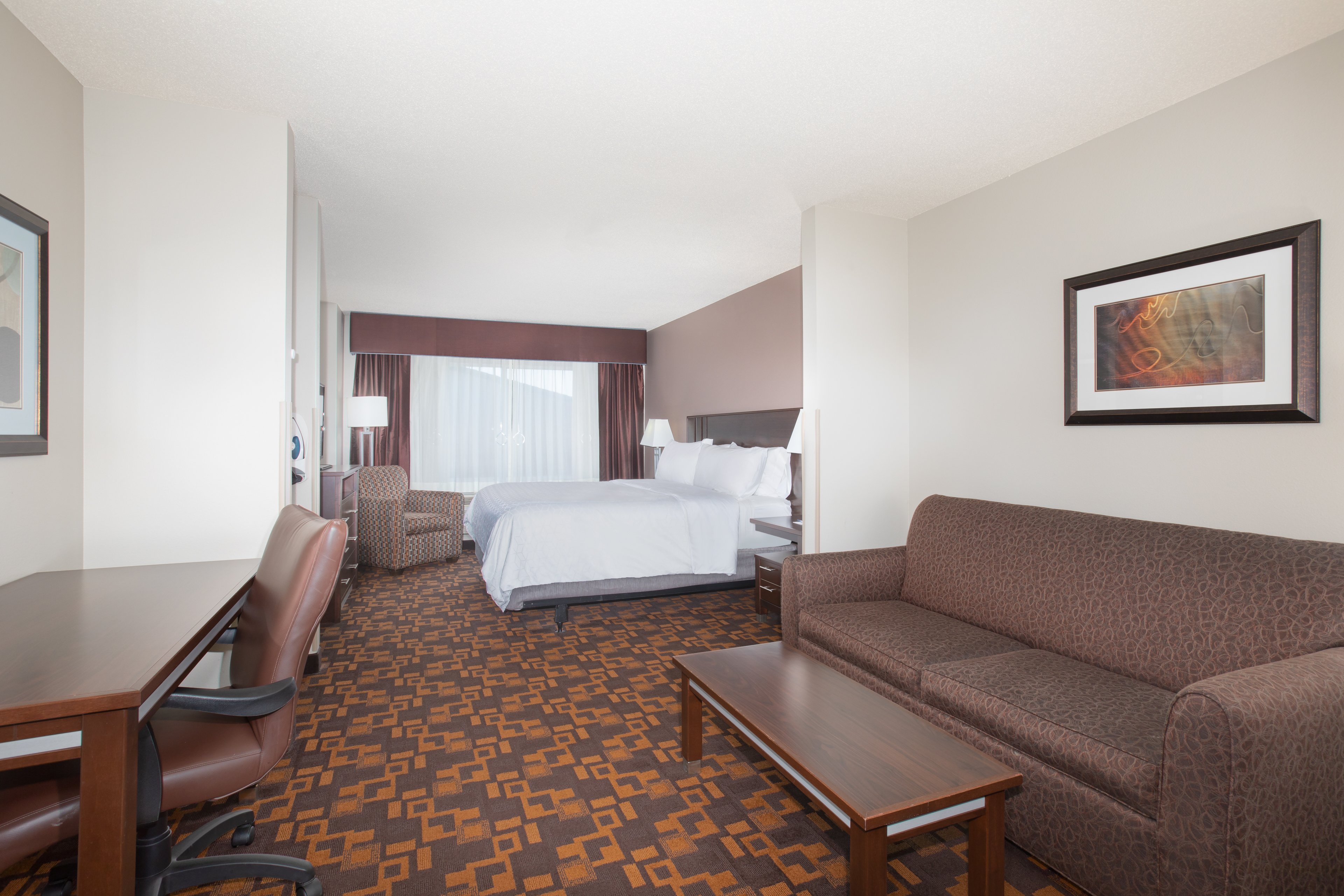 Holiday Inn Express Hotel Suites Yankton 39/71
