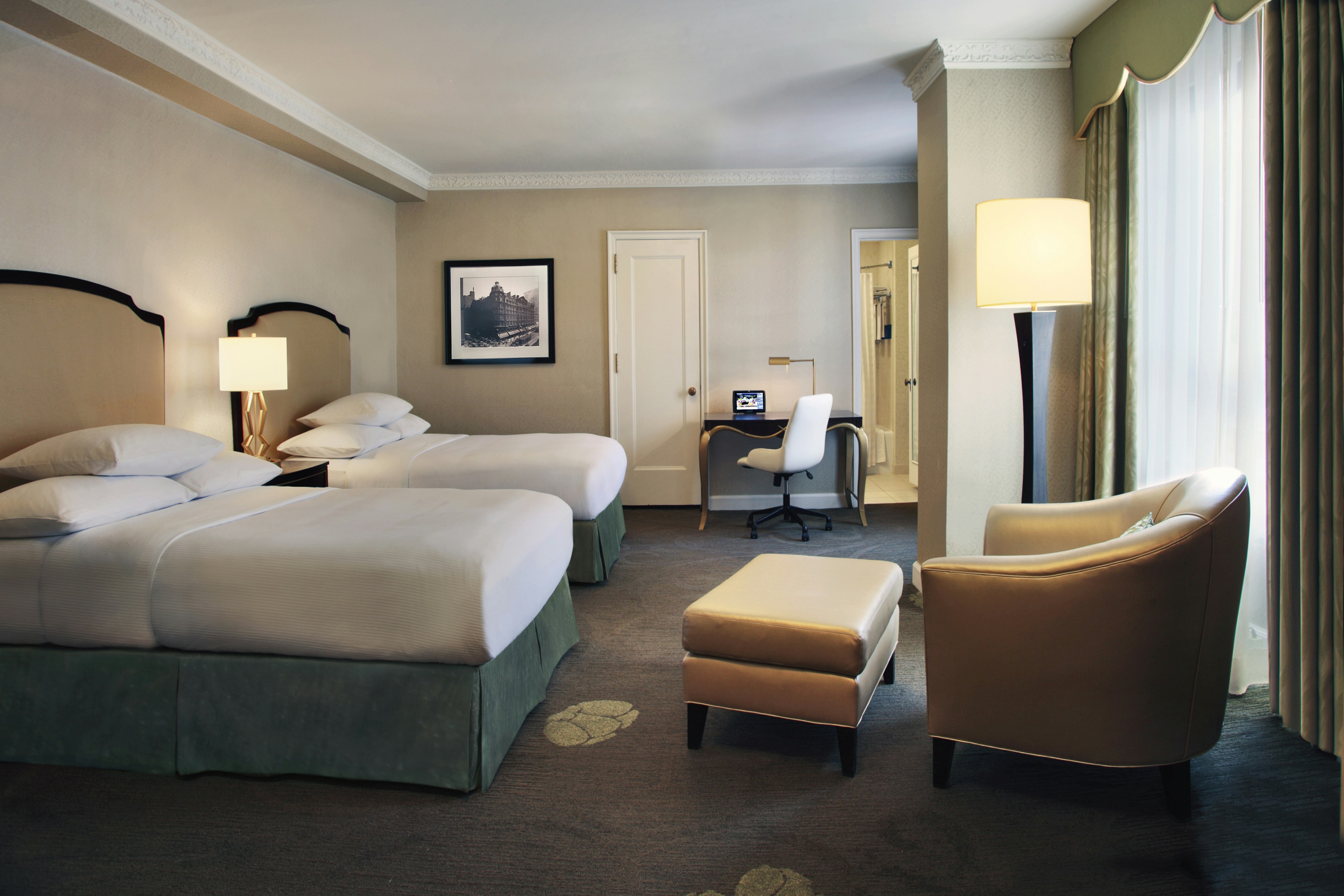 Premium, 2 Double Beds