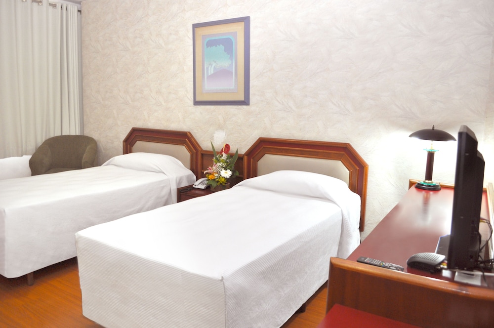 Caravelle Palace Hotel 18/40