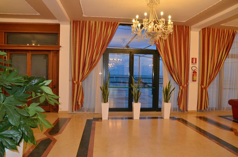 Grand Hotel Montesilvano 12/50