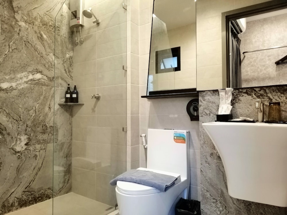 Spittze Hotel Pratunam 48/50