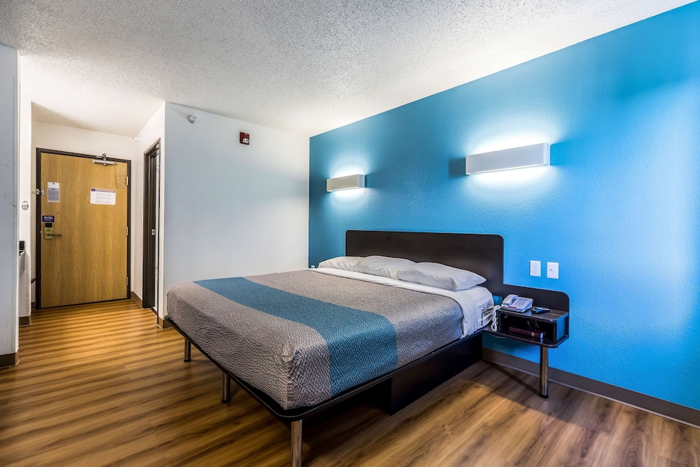Motel6 Indianapolis, IN - Southport 22/45