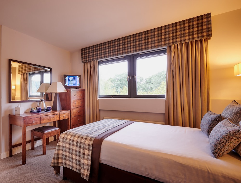 Stirling Court Hotel 13/63