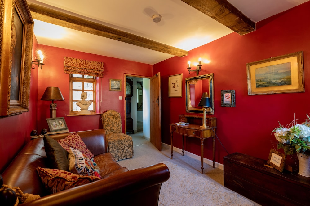Blounts Court Farm - B&B 17/35