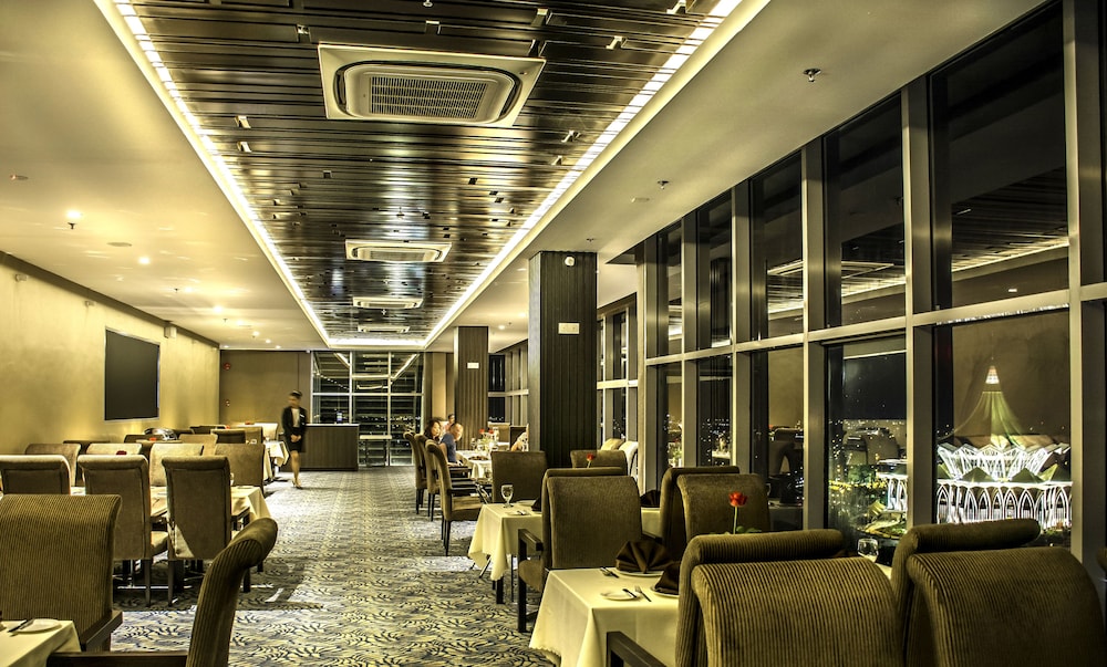 Riverside Majestic - Astana Wing 40/46