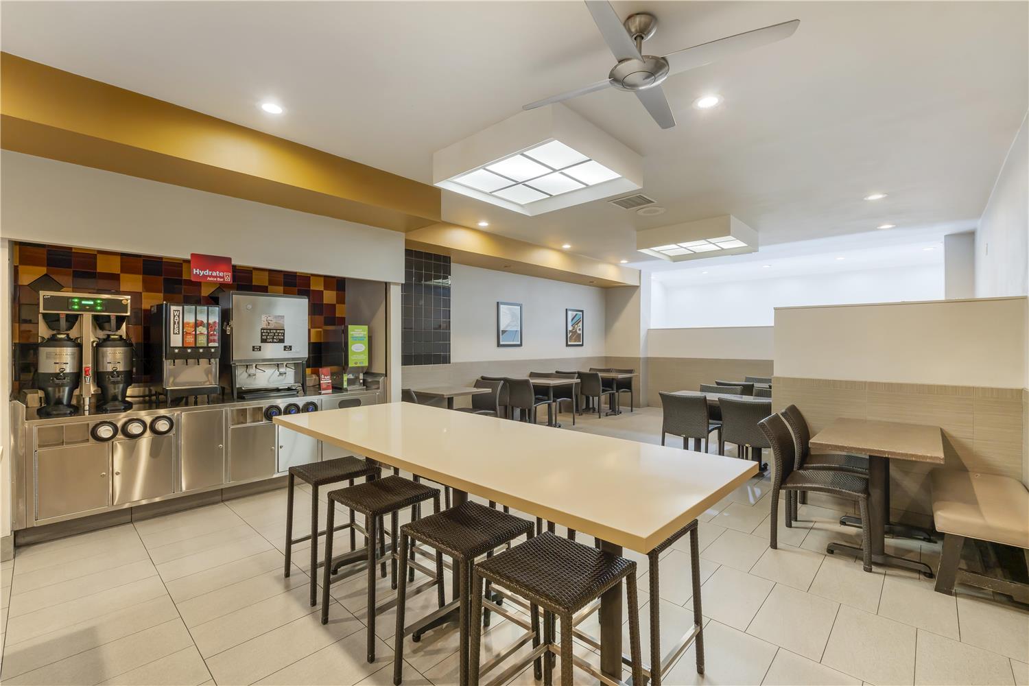 Best Western Plus Park Place Inn - Mini Suites 12/21