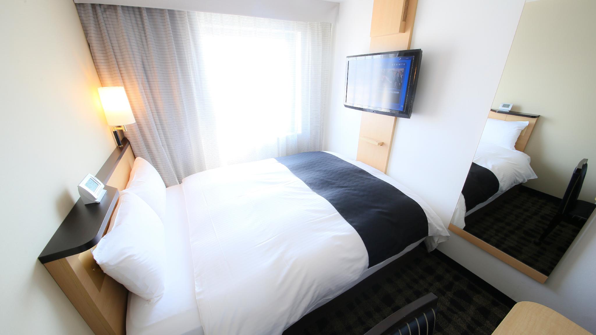 Semi Room, Single, Semi Double Bed