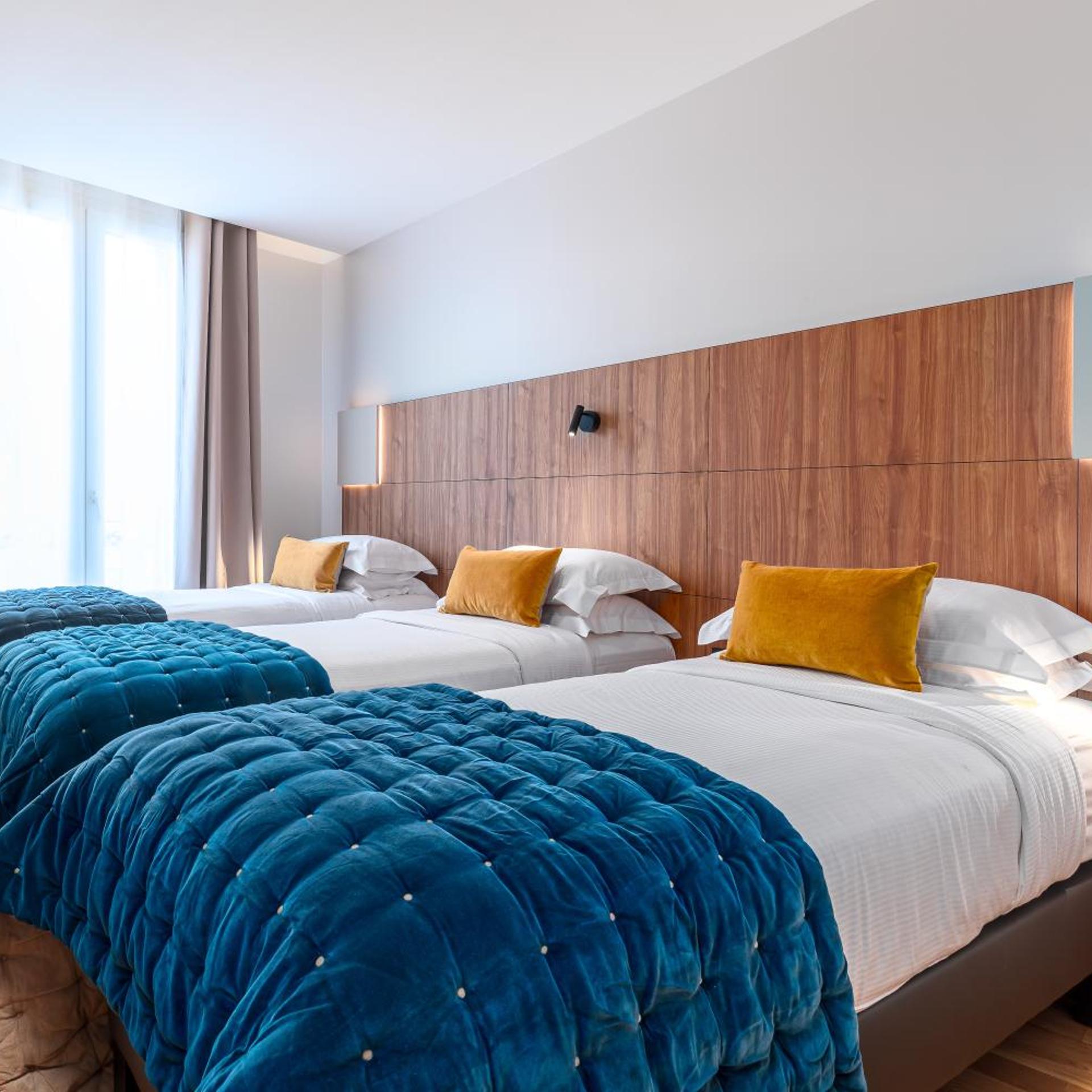 Triple room