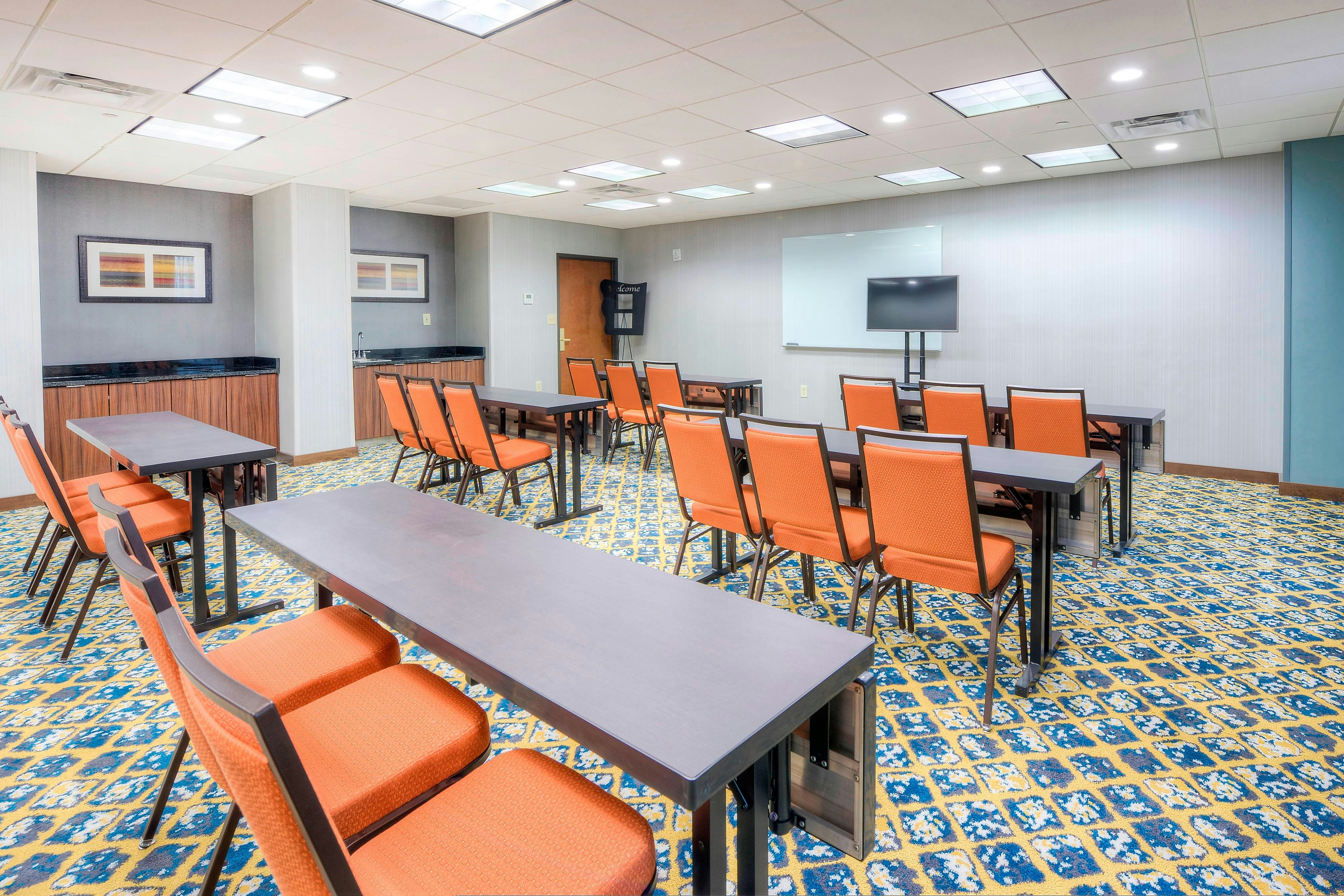 Fairfield Inn & Suites Winston-Salem Downtown 15/18