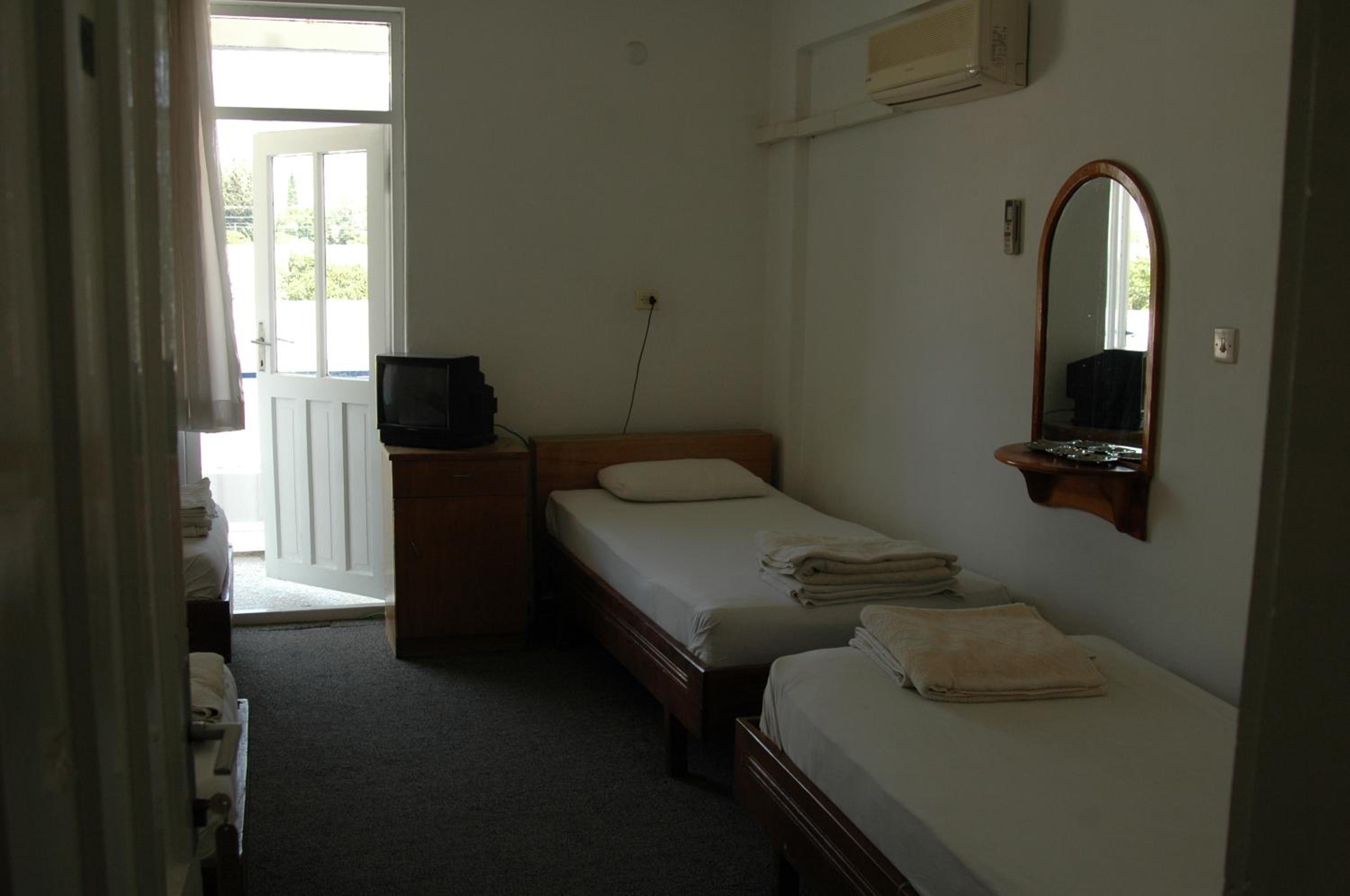 Kiyak Hotel 13/33