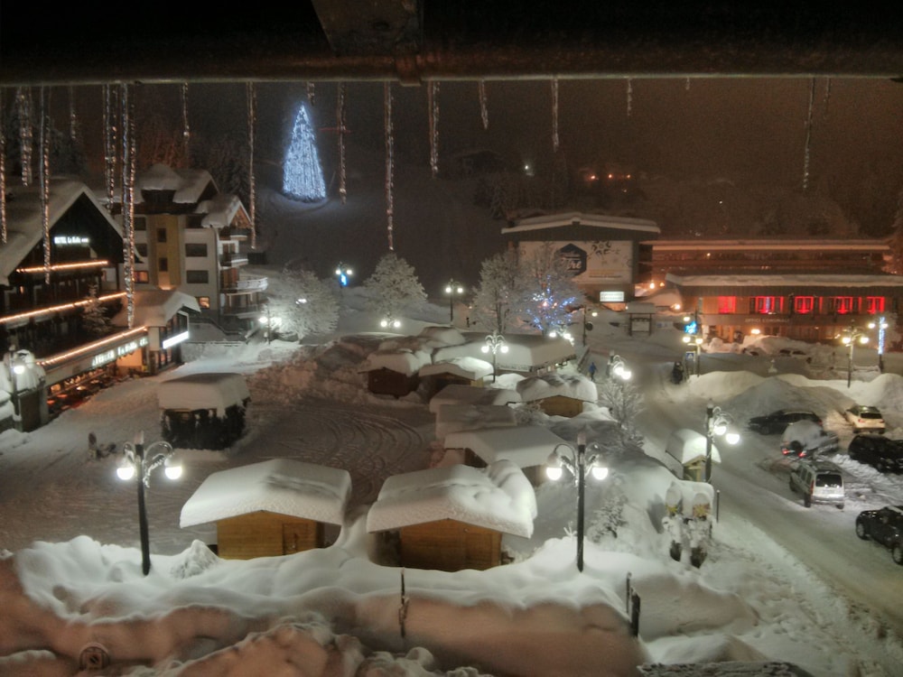 Arnica Hotel 46/47