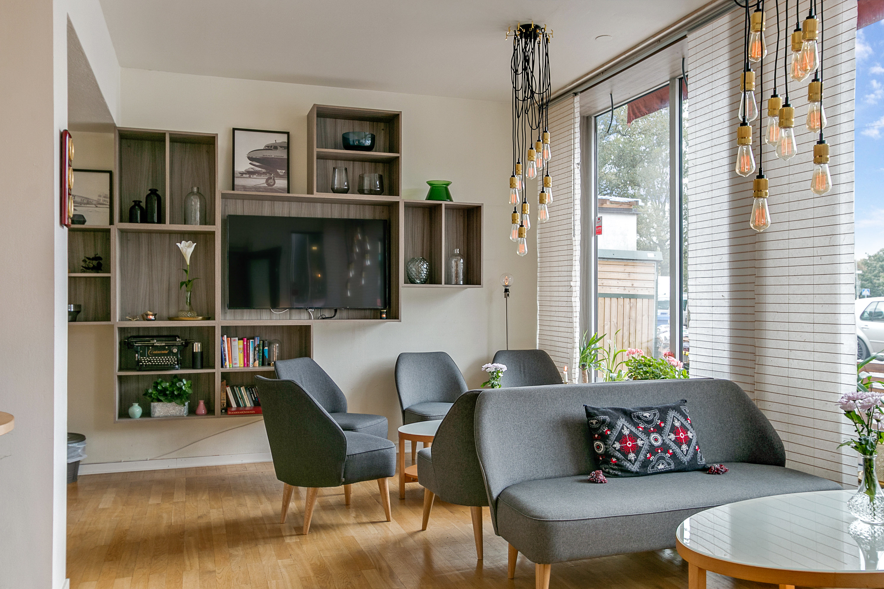 First Hotel Brommaplan 25/51