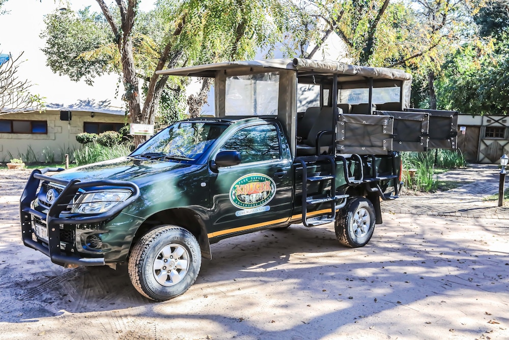 Kruger Adventure Lodge 24/40