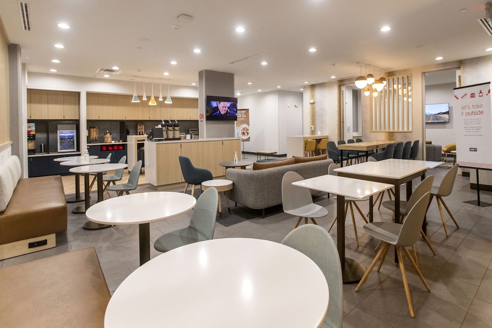 TownePlace Suites by Marriott Conroe 47/51