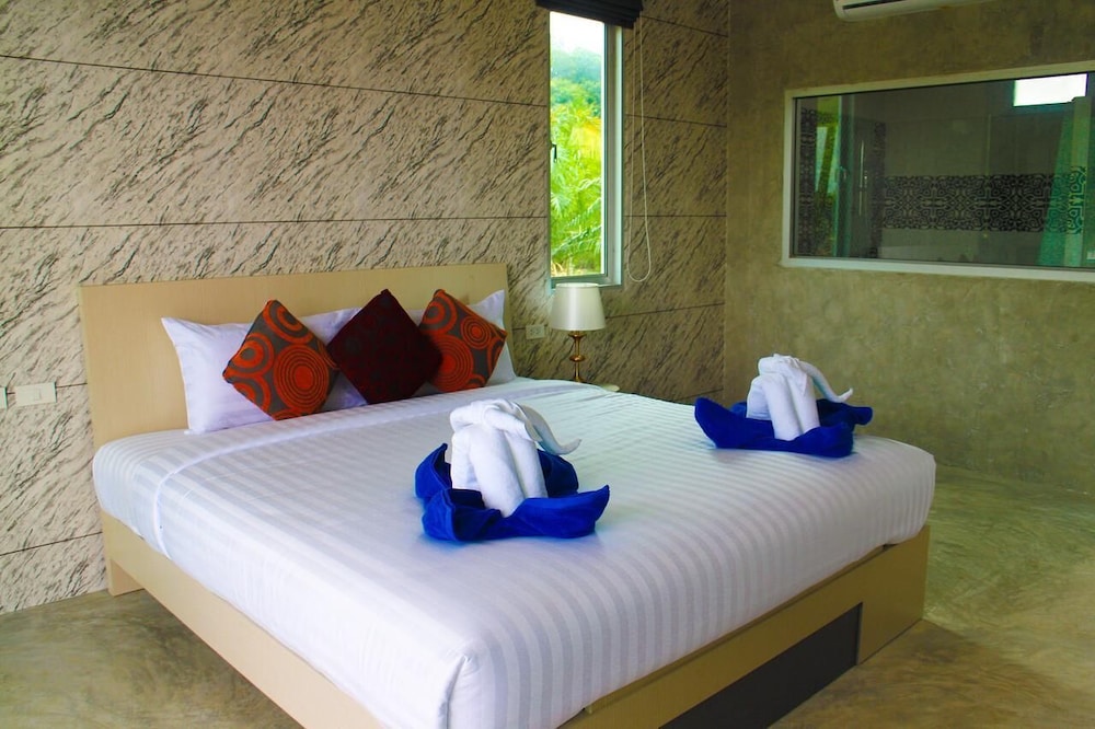 Amantra Lake View 22/72