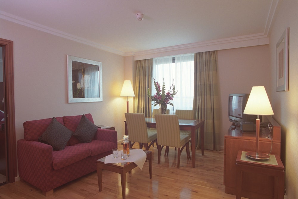 Crowne Plaza Birmingham Nec 43/77