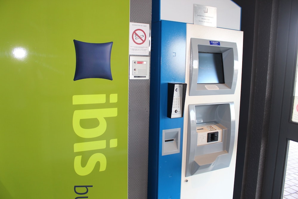 Ibis Budget Laval 38/67