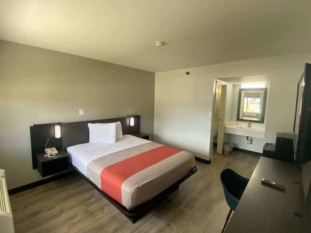 Motel6 Windsor Locks, CT - Hartford 39/66