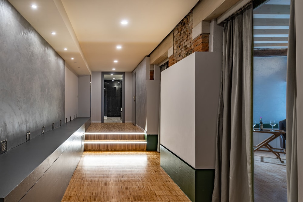 LOCANDA LEON BIANCO 24/50