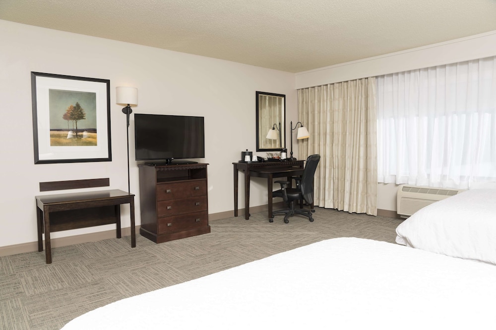 Hampton Inn & Suites Hartford - Manchester 24/61