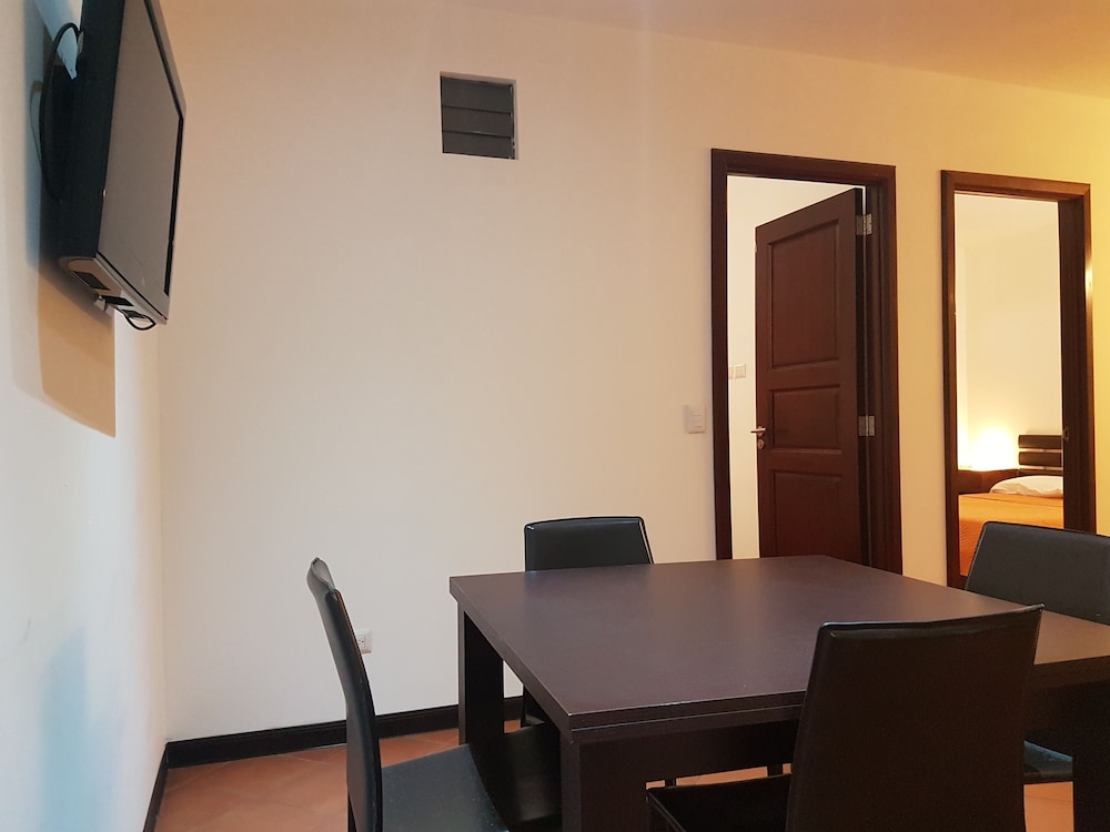 RDG Hotel 50/60