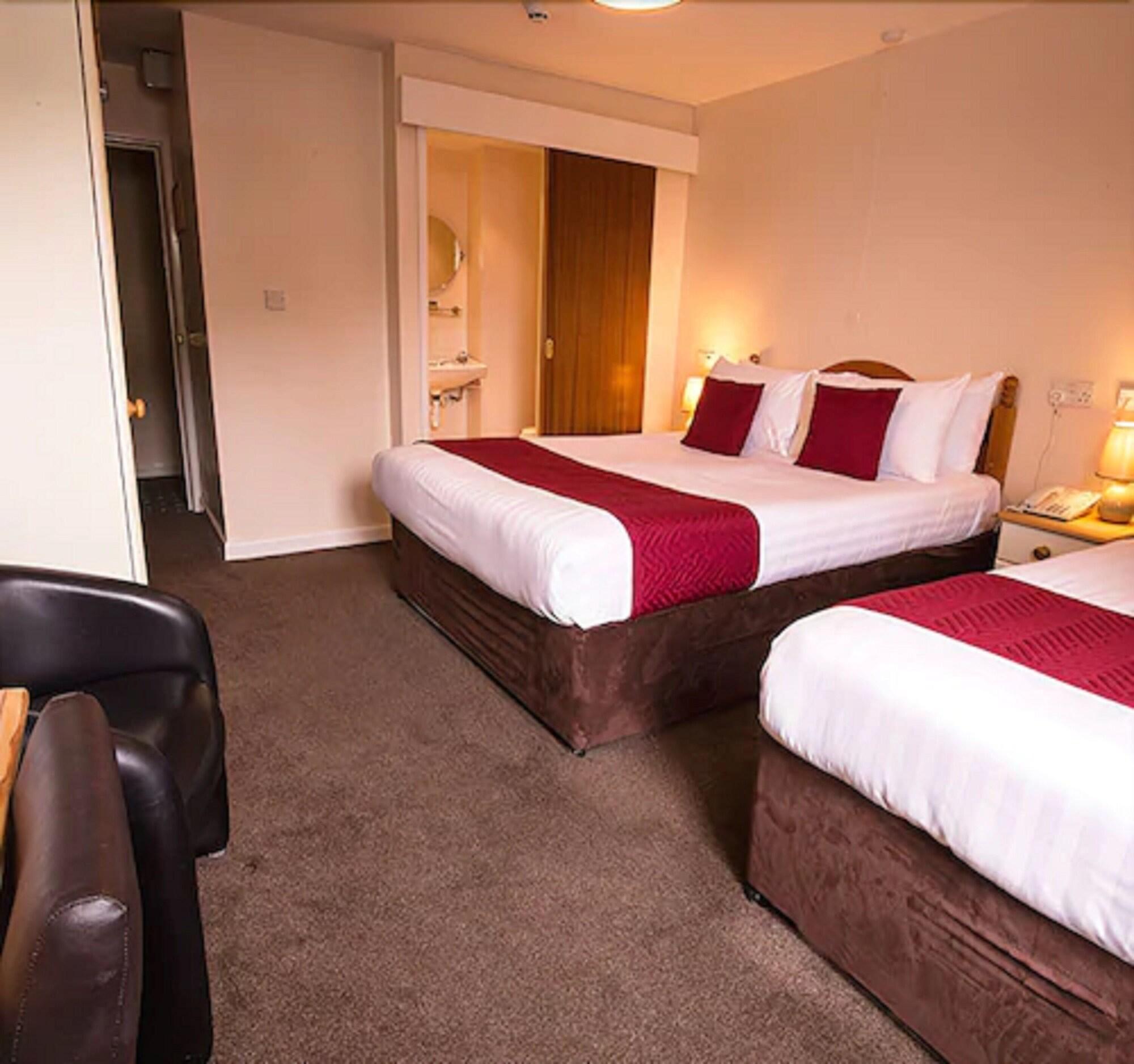 Portbyhan Hotel 2/25