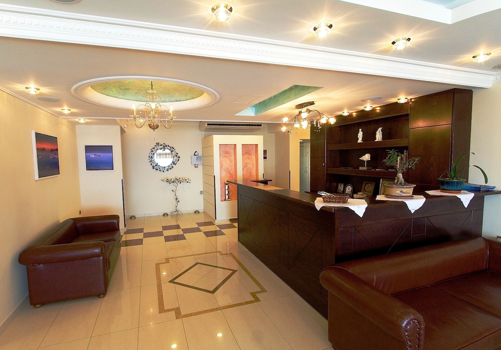Ilia Mare Hotel 4/48