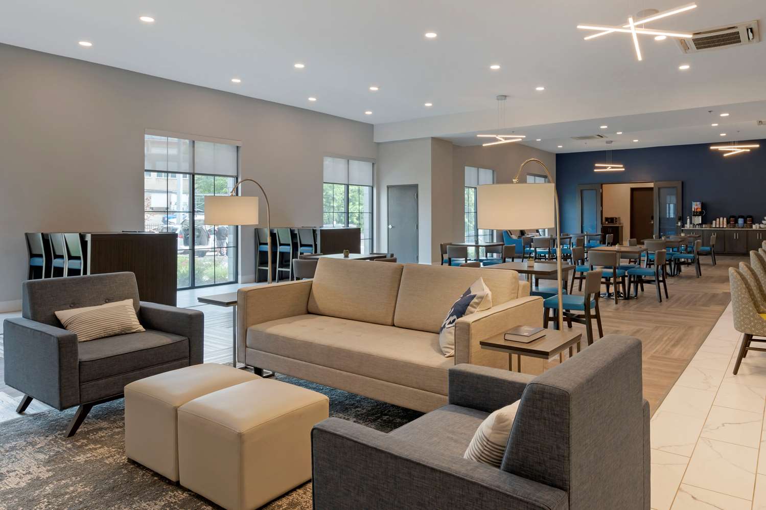 Comfort Suites Cincinnati University - Downtown 7/15