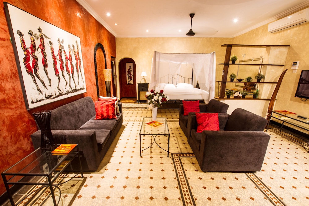 Mediterraneo Hotel 40/72