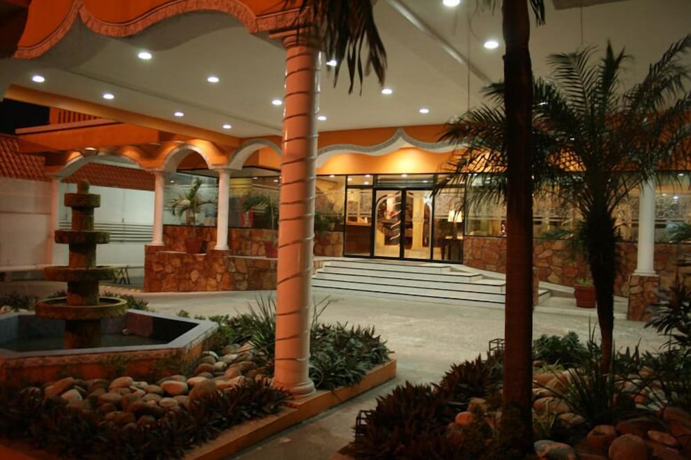 Grand Royal Tampico 33/58