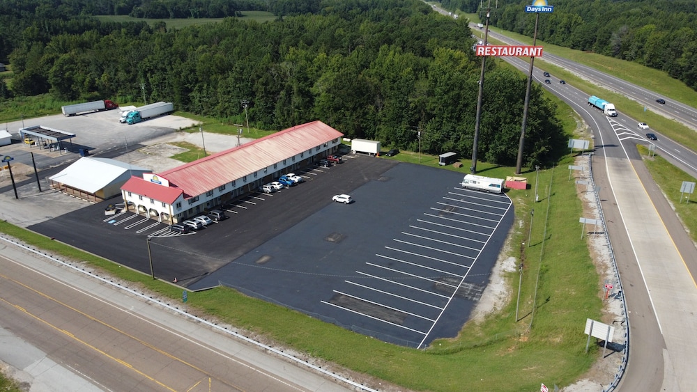 Days Inn by Wyndham Holladay 6/50