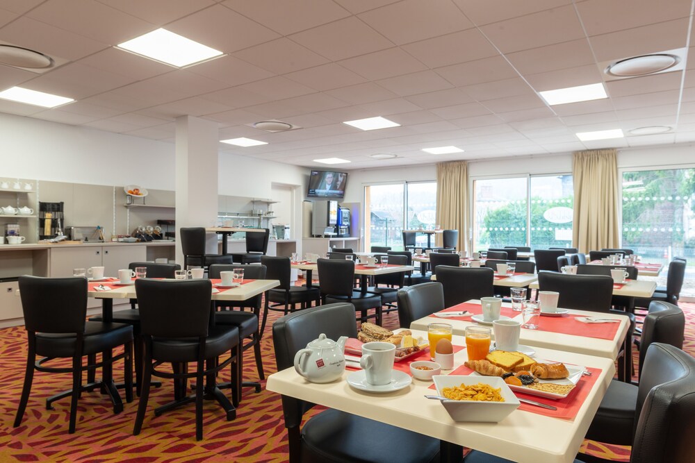 The Originals City Hotel Acadine Pont-Audemer 37/42