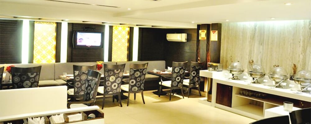 Hotel Jewel Palace 25/40
